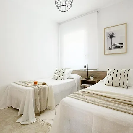 Apartbeach Cala Blanca Con Bonitas Vistas Piscina Y Portaventura La Pineda